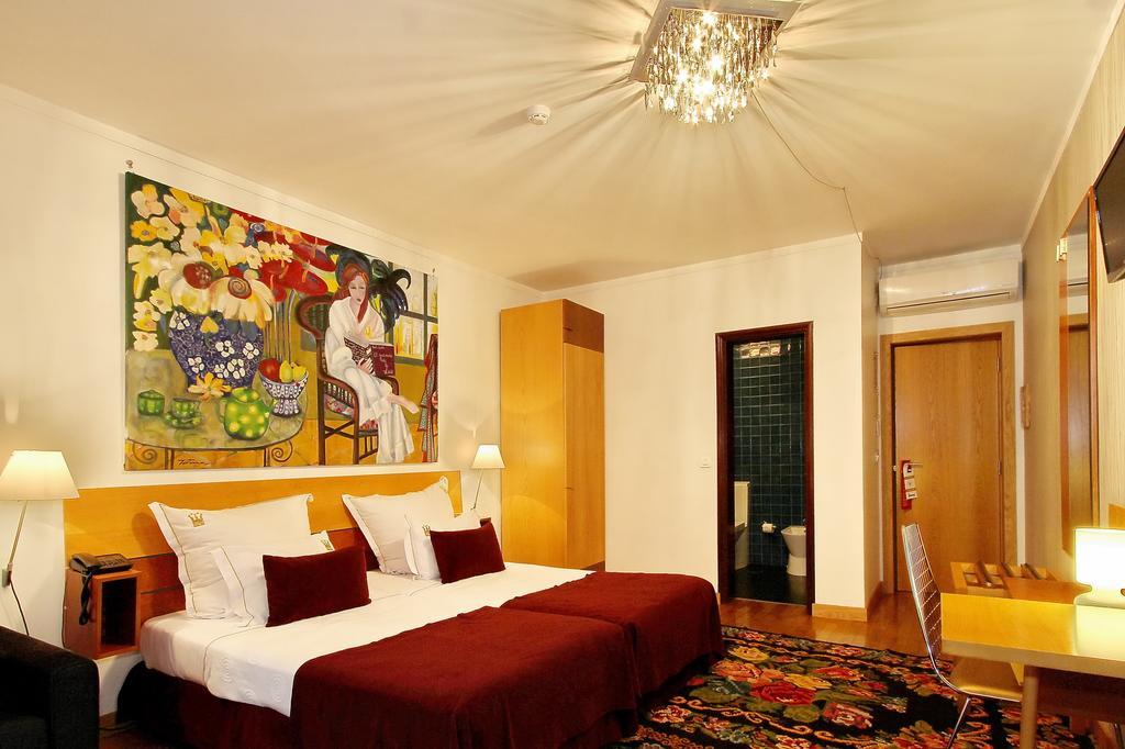 Hotel Mestre De Avis Guimaraes Bilik gambar